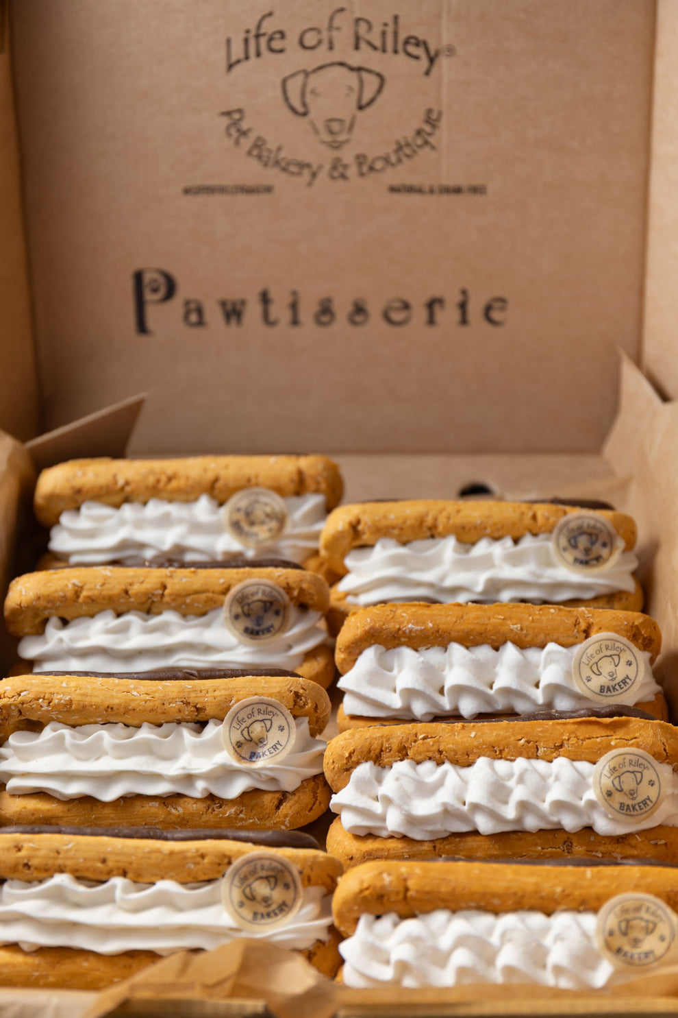 Doggy Éclairs